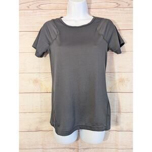 The North Face Women’s Large FlashDry Short Sleeve Crew Neck T Shirt Gray